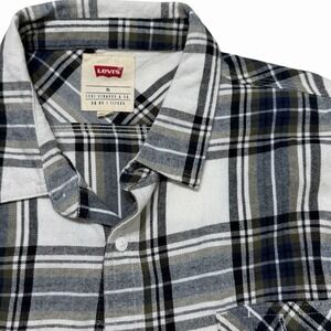 Levis Flannel Shirt Mens XL Gray Blue Plaid‎ Button Up Long Sleeve Casual
